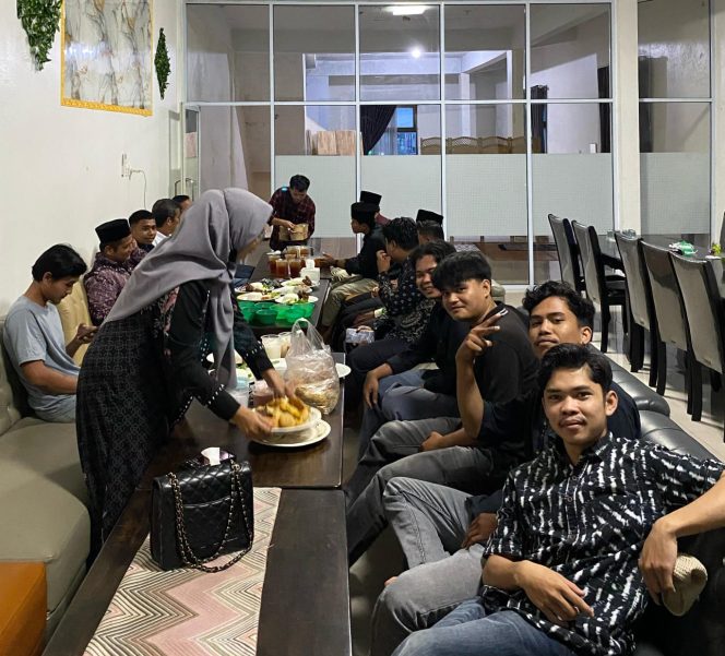 
					Ikatan Pelajar Mahasiswa Desa Sungai Sarik (IPMDS) Gelar Acara Buka Puasa Sekaligus Mubes