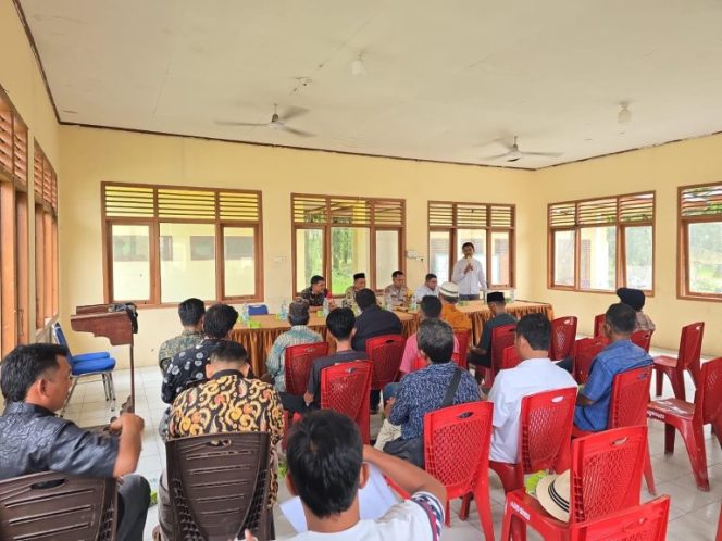 
					Anggota DPRD Kampar Ilyas Sayang Gelar Reses di Kota Garo