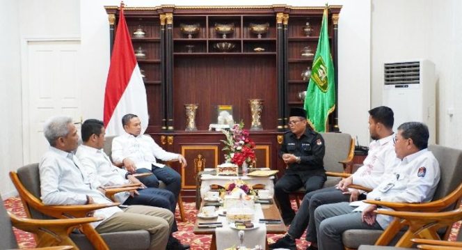 
					KPU Riau Kembalikan Sisa Dana Hibah Pilkada Serentak Tahun 2024