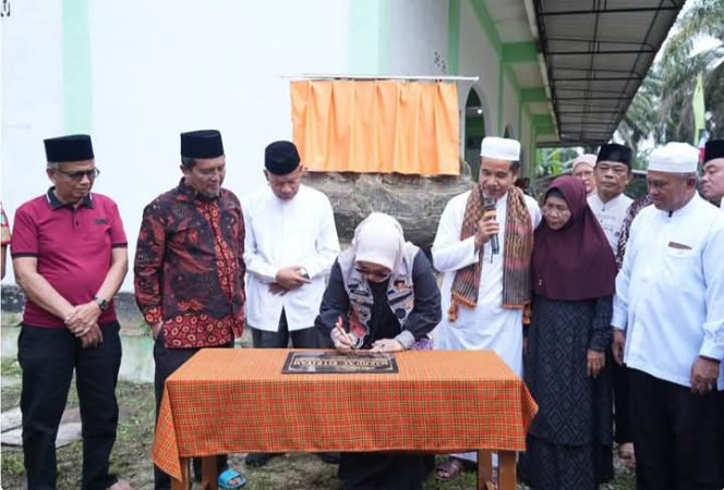 
					Wakil Bupati Kampar Resmikan Masjid Al-Fitriyah dan Peringati Isra Mi’raj Nabi Muhammad SAW 1447 H
